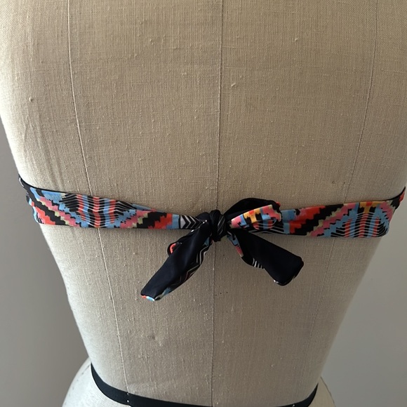 L*Space Strapless Reversible Tribal Black & Multi-Color Fringe Bikini Top Sz S - Picture 8 of 11